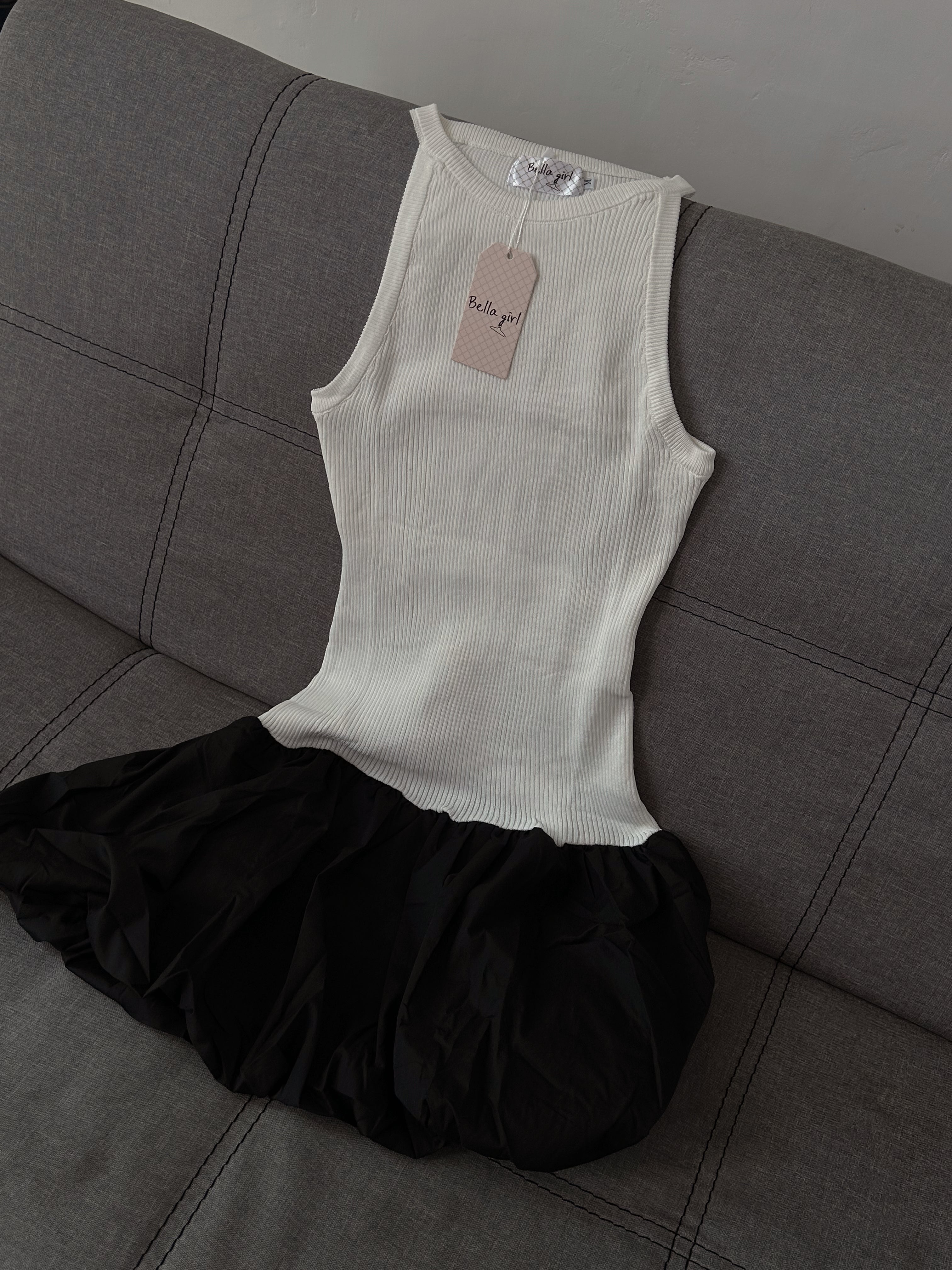 Vestido con Falda de Globo