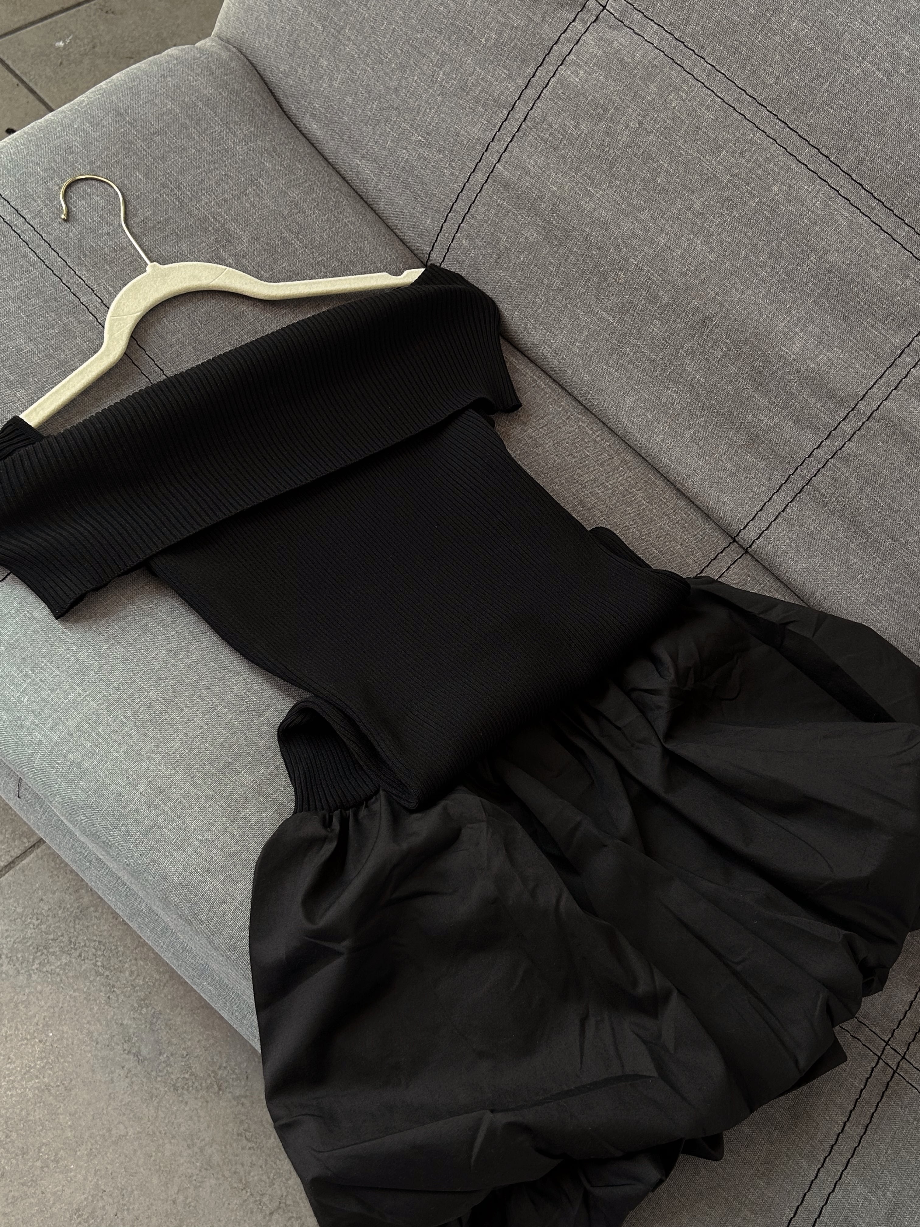 Vestido Negro Falda de Globo